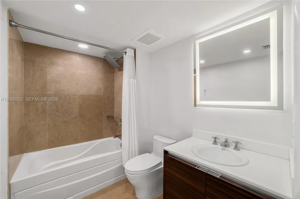 3739 Collins Ave #N-503 Miami Beach, FL 33140