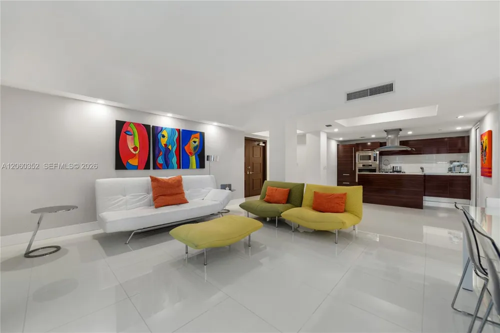 3739 Collins Ave #N-503 Miami Beach, FL 33140