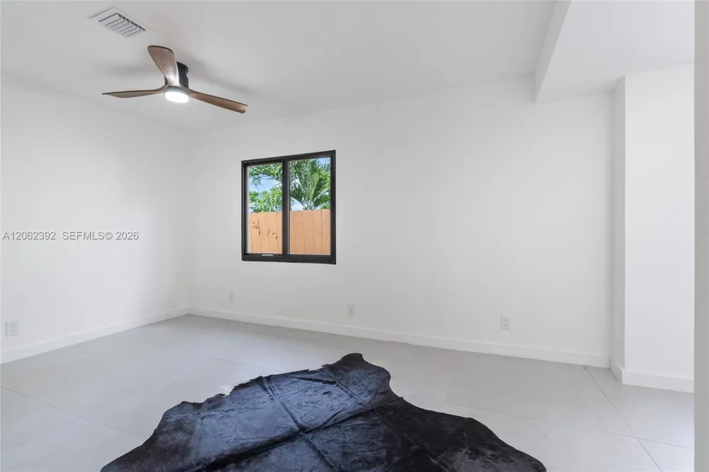 949 Lighthouse Dr North Palm Beach, FL 33408