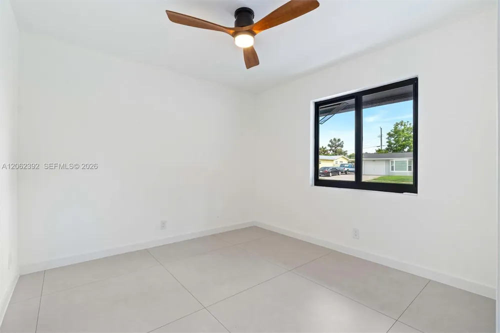 949 Lighthouse Dr North Palm Beach, FL 33408