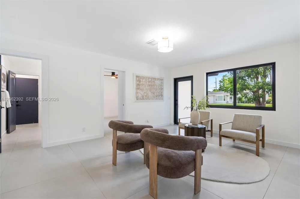949 Lighthouse Dr North Palm Beach, FL 33408
