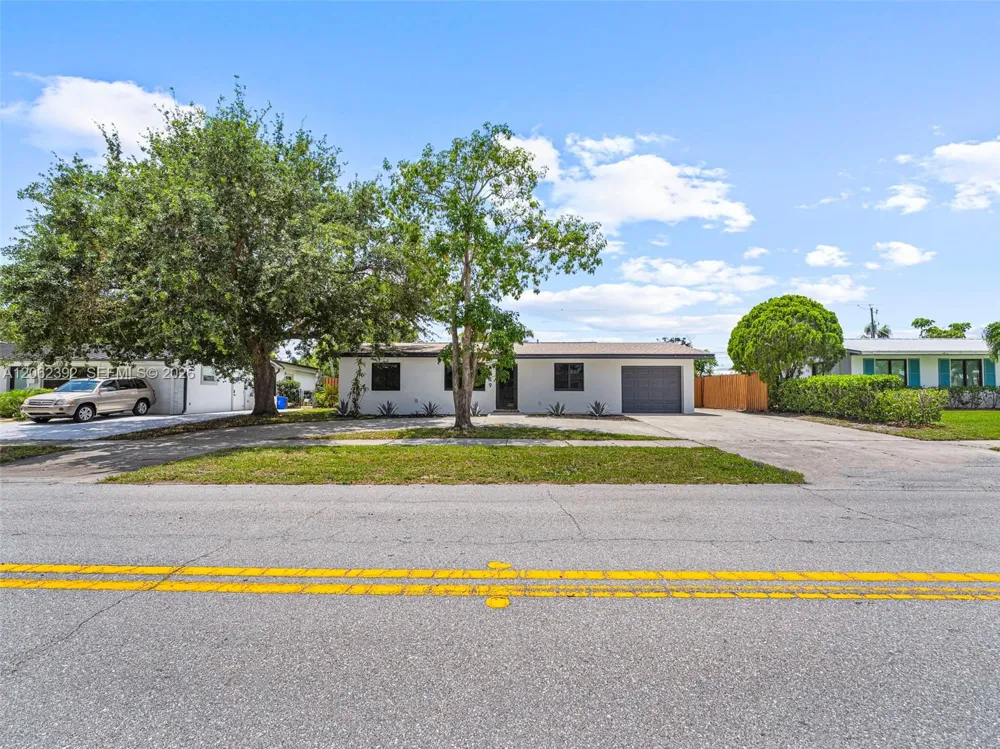 949 Lighthouse Dr North Palm Beach, FL 33408