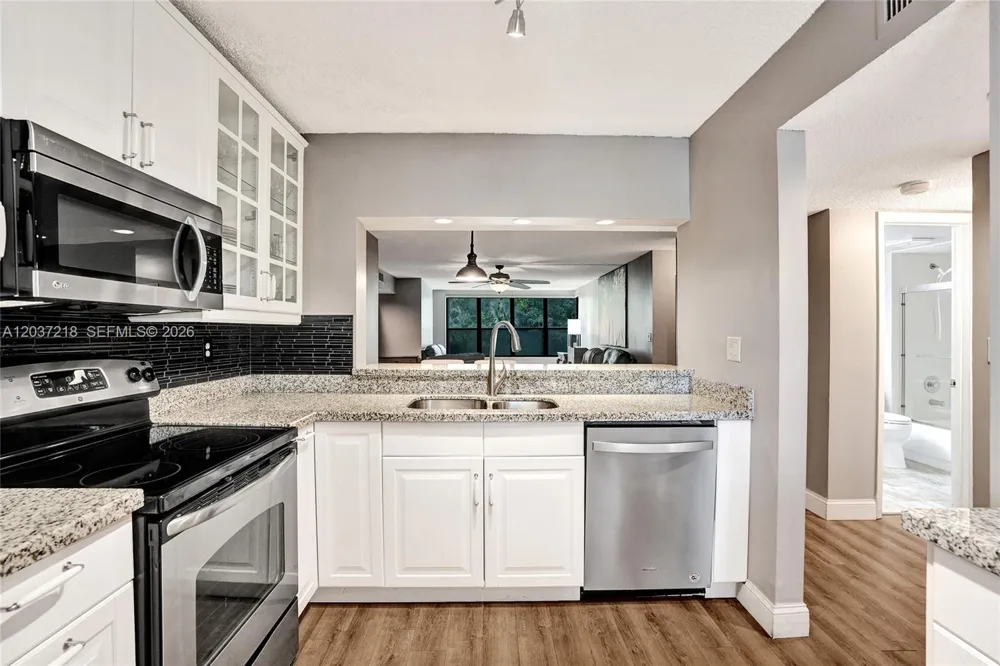 2908 S Carambola Cir S #106 Coconut Creek, FL 33066