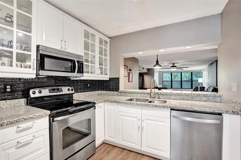 2908 S Carambola Cir S #106 Coconut Creek, FL 33066