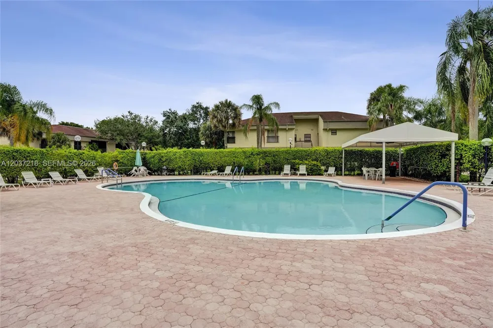 2908 S Carambola Cir S #106 Coconut Creek, FL 33066