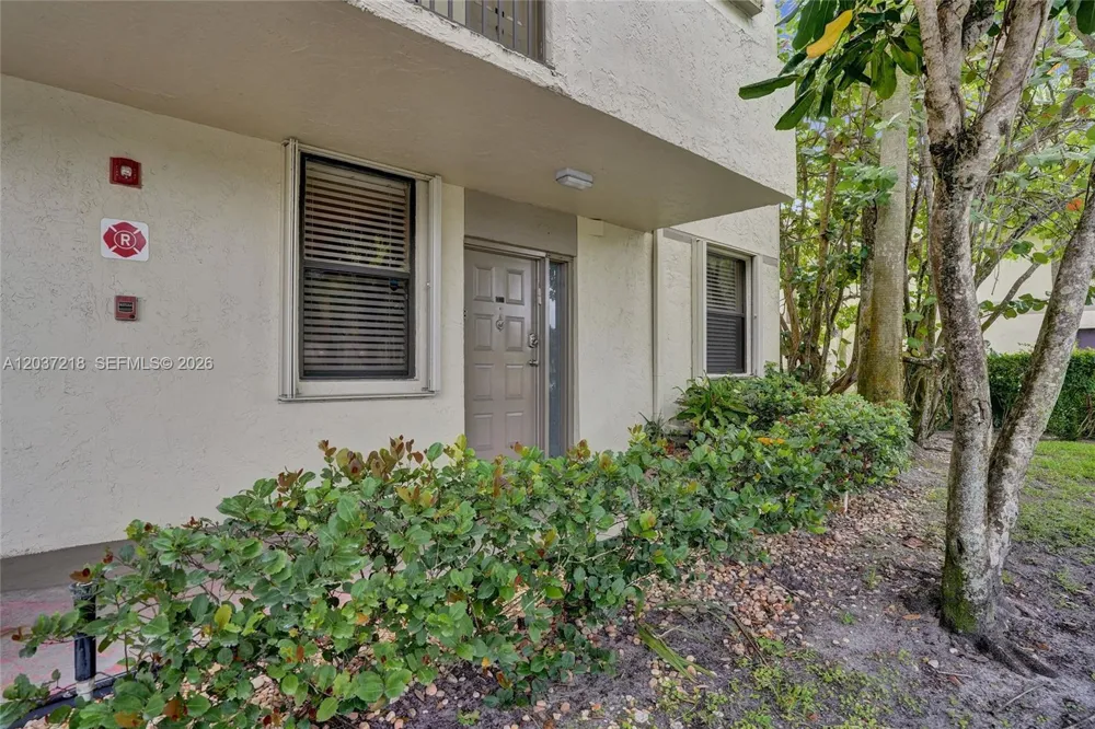 2908 S Carambola Cir S #106 Coconut Creek, FL 33066