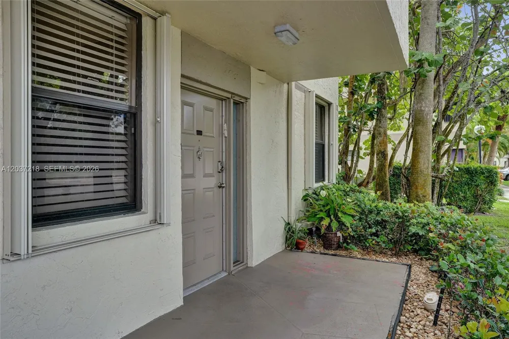 2908 S Carambola Cir S #106 Coconut Creek, FL 33066