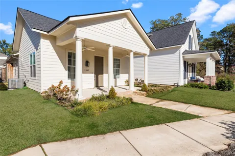 1963 Crossvine Lane