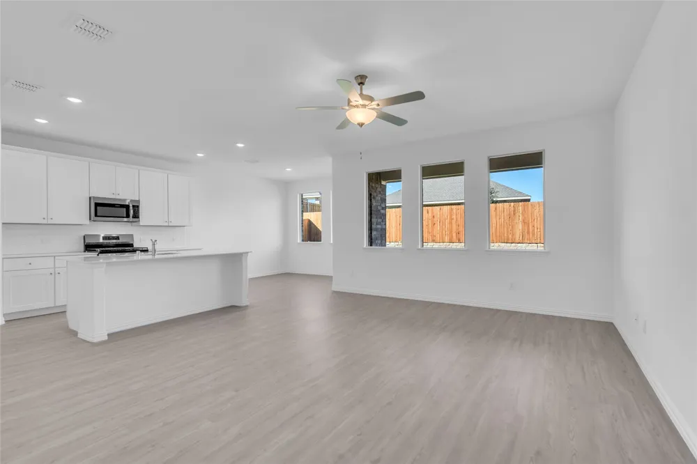 1309 LAZY GROVE DRIVE Anna, TX 75409