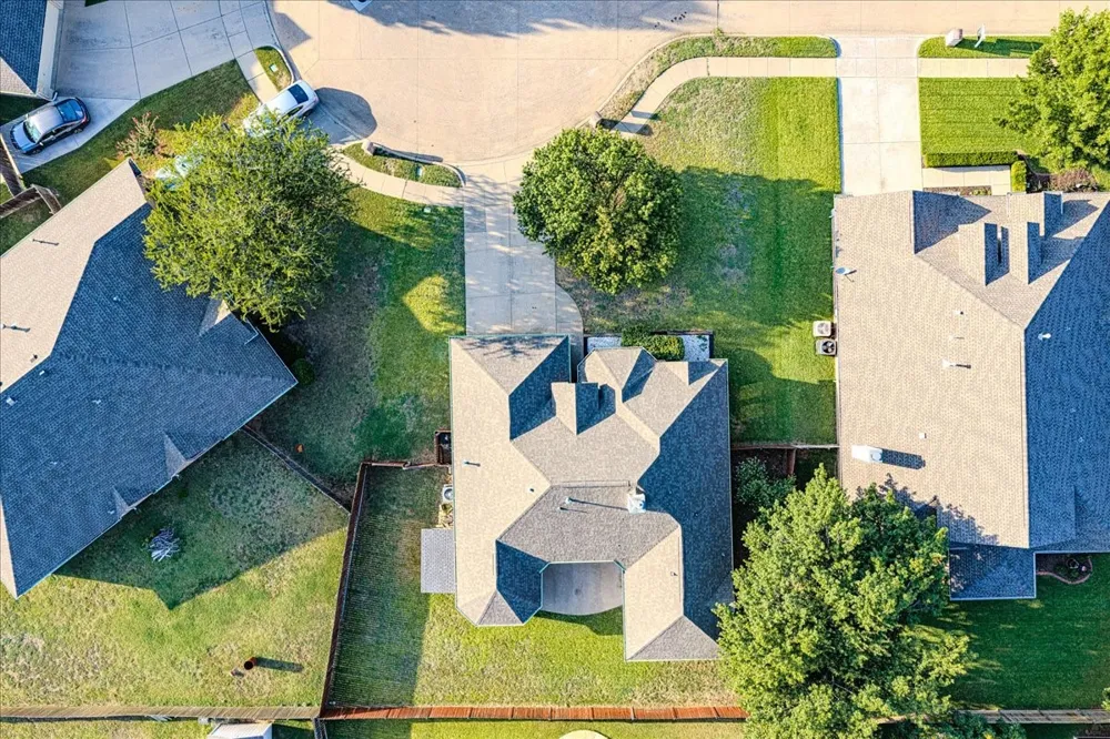 521 Acorn Court Saginaw, TX 76179