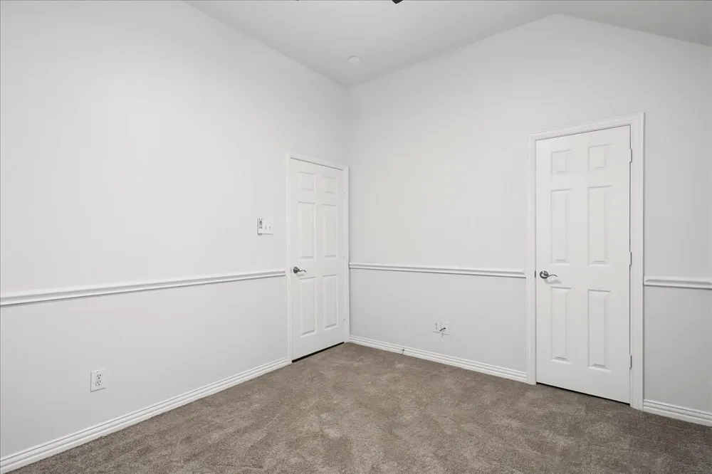 521 Acorn Court Saginaw, TX 76179