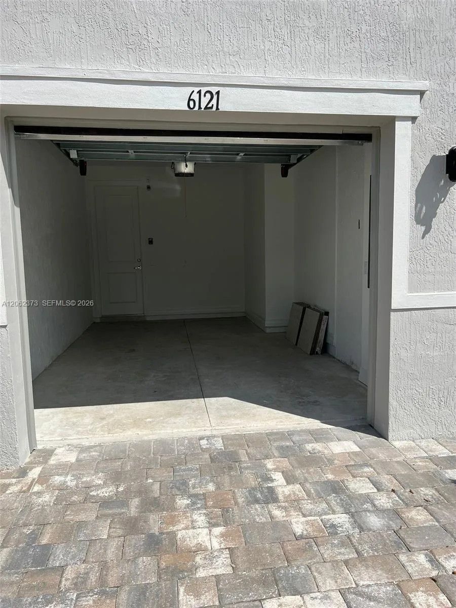 6121 Rancho Ln #6121 Green Acres, FL 33415