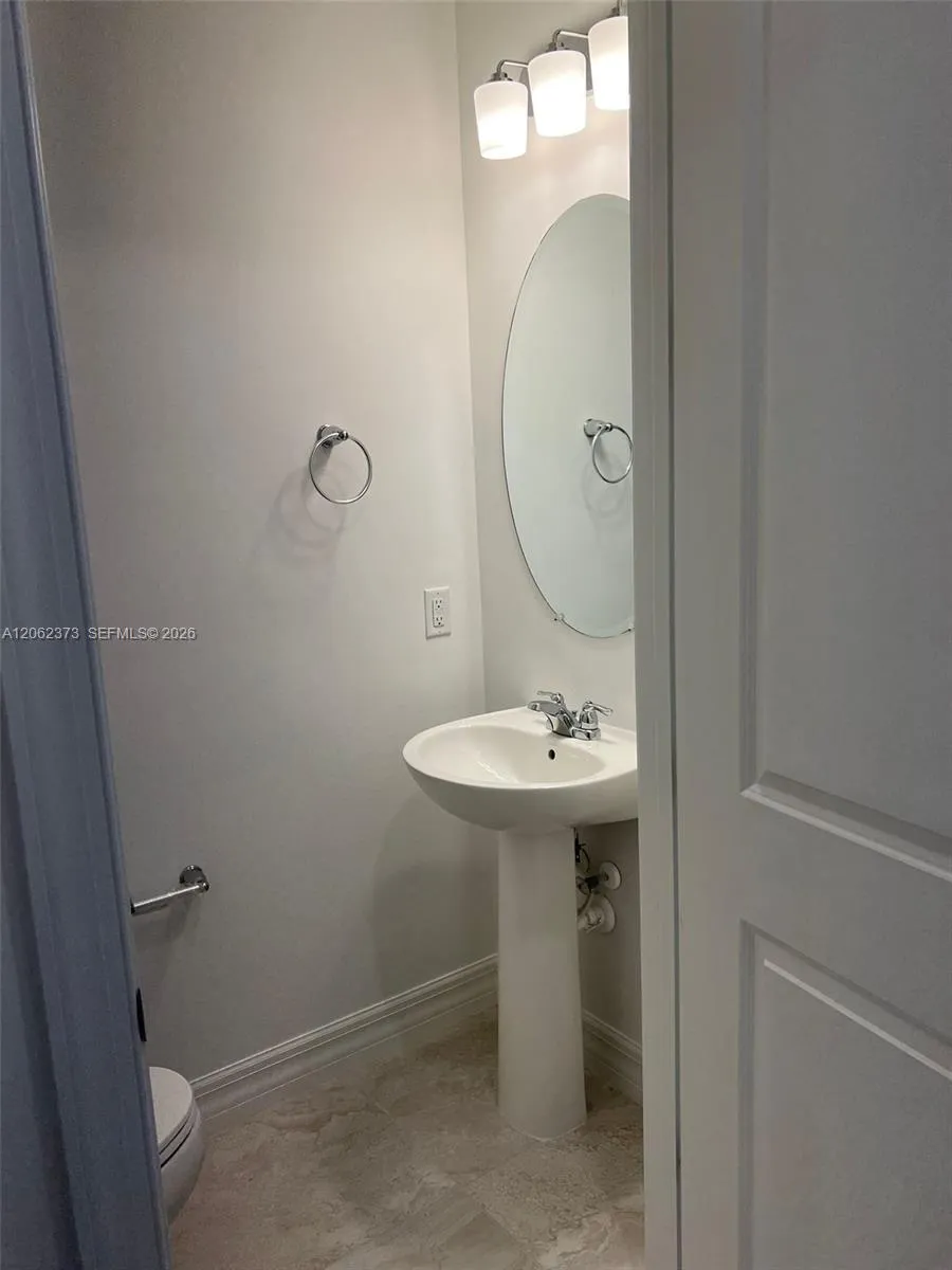 6121 Rancho Ln #6121 Green Acres, FL 33415