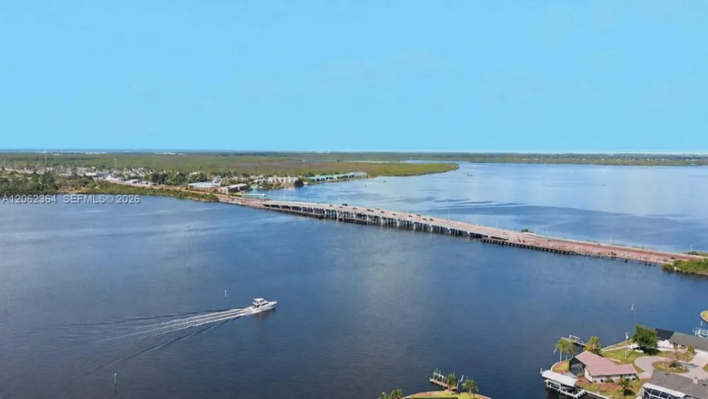 14118 Hopewell Ave Port Charlotte, FL 33981