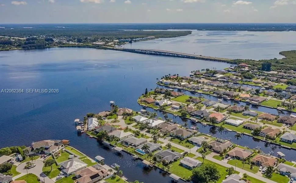 14118 Hopewell Ave Port Charlotte, FL 33981