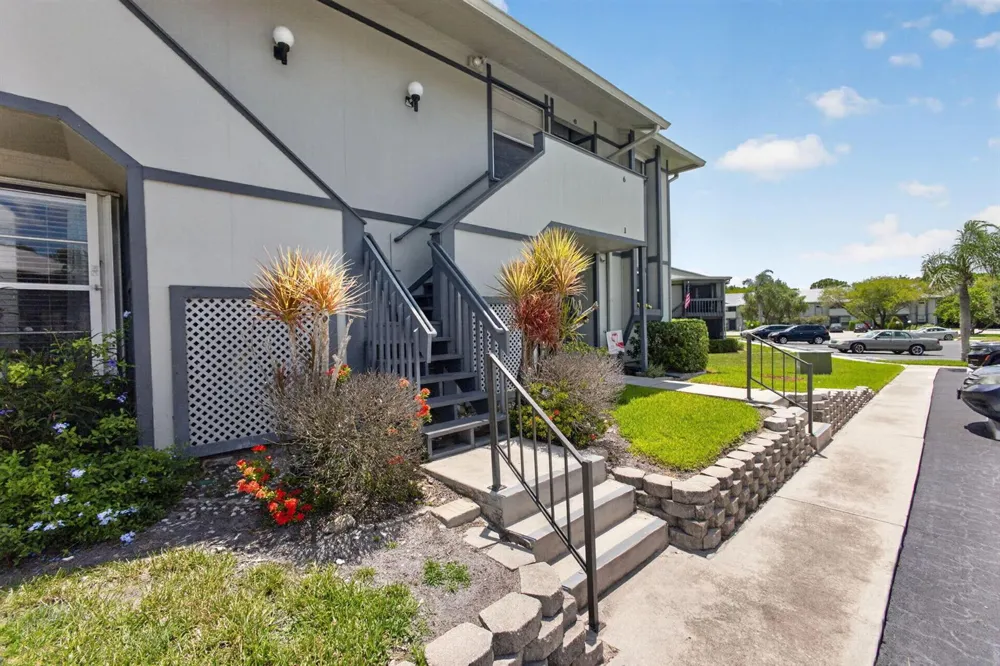 8196 SE Croft Court #I-6 Hobe Sound, FL 33455
