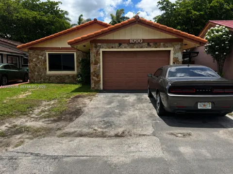 1000 SW 136th Pl