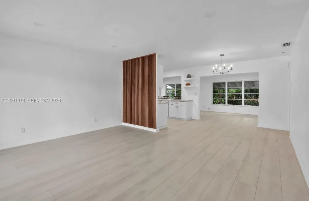 4595 NW 43rd Ct Lauderdale Lakes, FL 33319