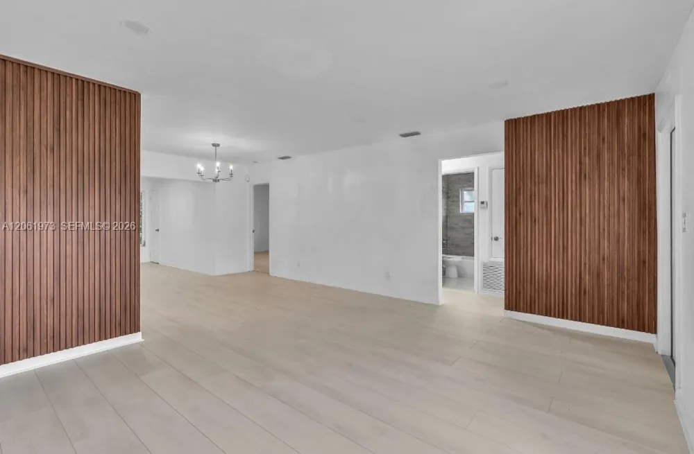 4595 NW 43rd Ct Lauderdale Lakes, FL 33319