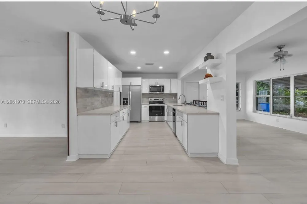 4595 NW 43rd Ct Lauderdale Lakes, FL 33319