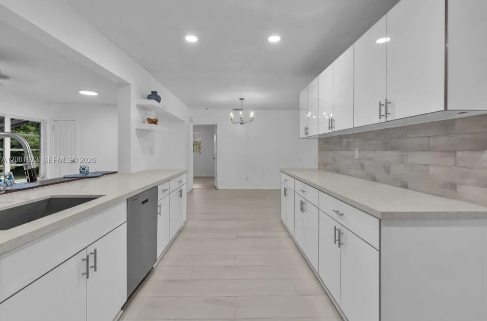 4595 NW 43rd Ct Lauderdale Lakes, FL 33319