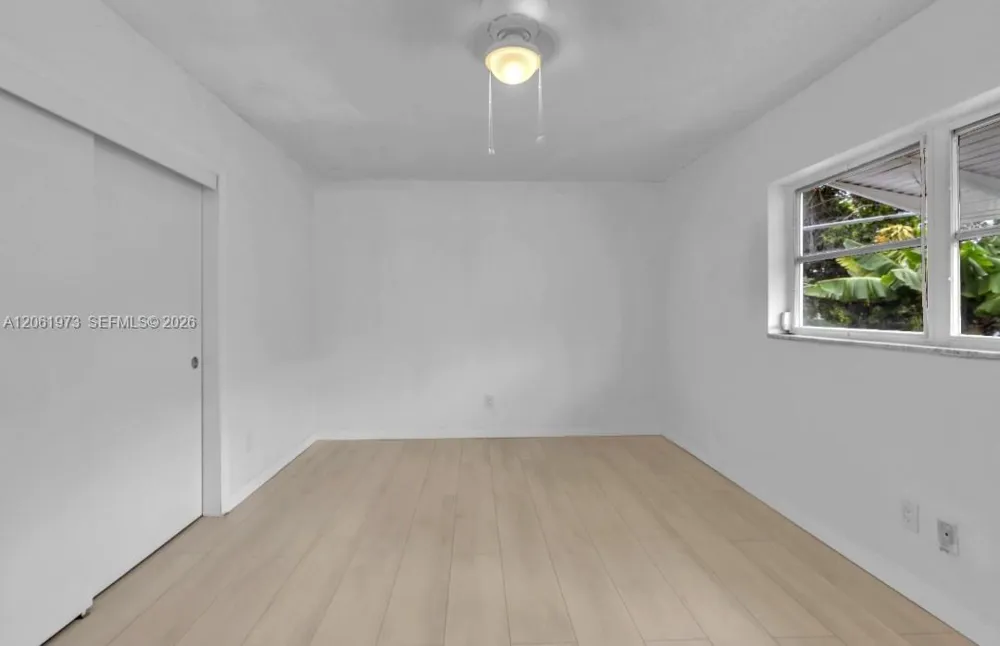 4595 NW 43rd Ct Lauderdale Lakes, FL 33319