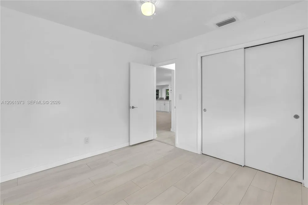 4595 NW 43rd Ct Lauderdale Lakes, FL 33319