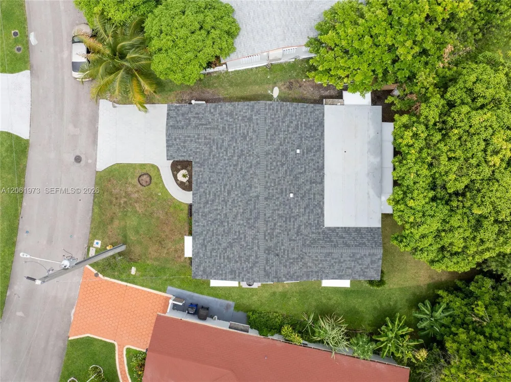 4595 NW 43rd Ct Lauderdale Lakes, FL 33319