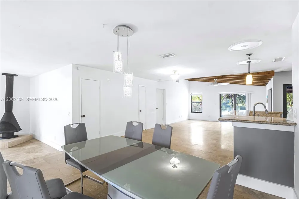 11905 Sailboat Dr Cooper City, FL 33026