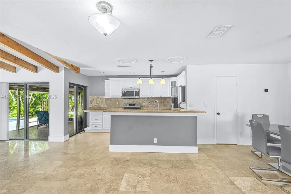 11905 Sailboat Dr Cooper City, FL 33026
