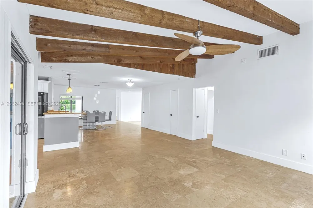 11905 Sailboat Dr Cooper City, FL 33026