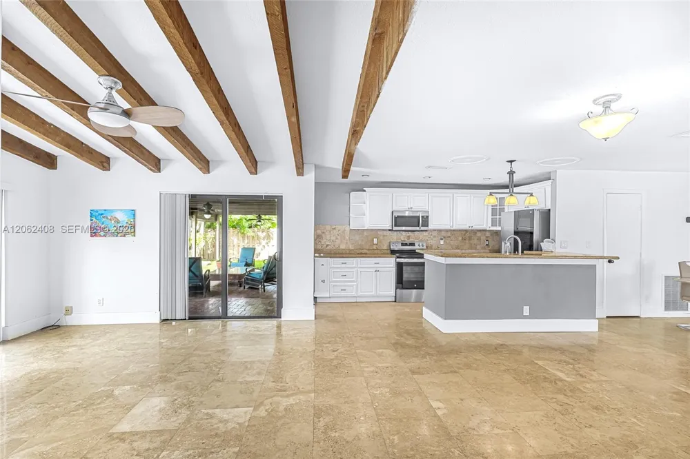 11905 Sailboat Dr Cooper City, FL 33026