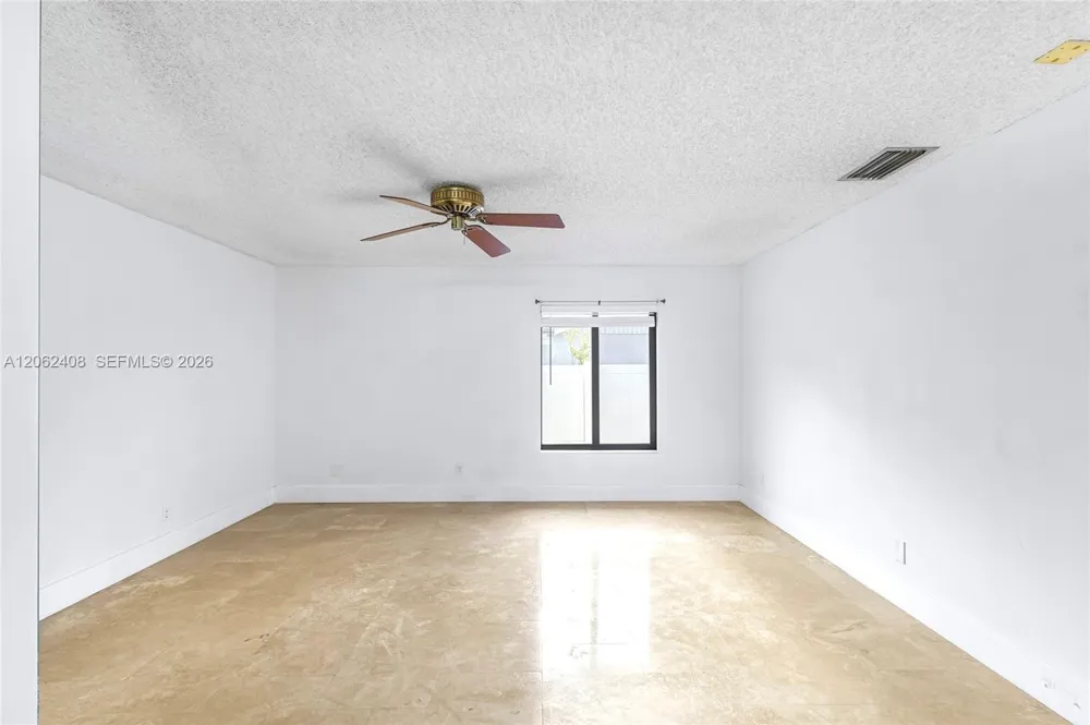 11905 Sailboat Dr Cooper City, FL 33026