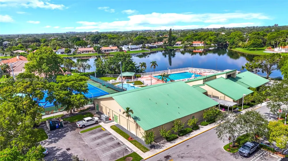 11905 Sailboat Dr Cooper City, FL 33026