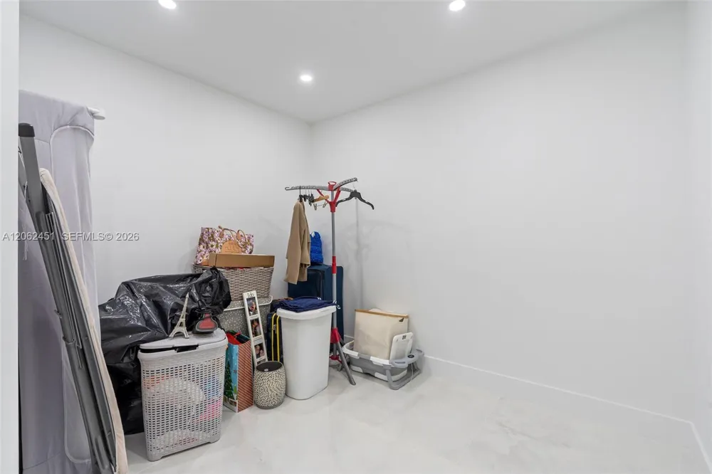 12425 SW 226th St Miami, FL 33170
