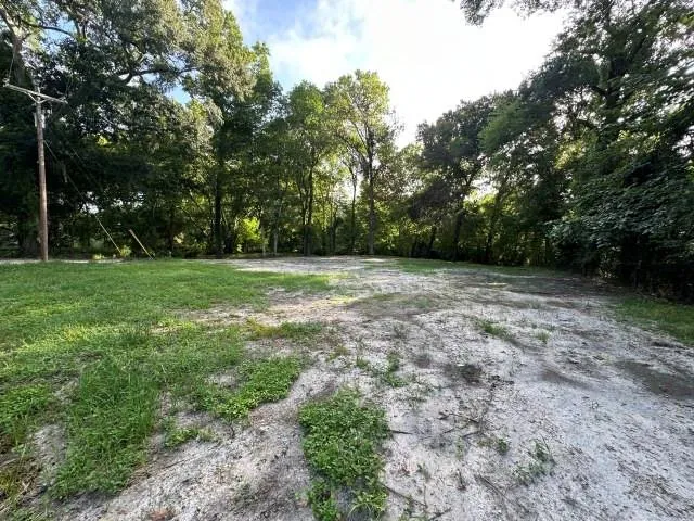 48 Tejas Drive Huntsville, TX 77320