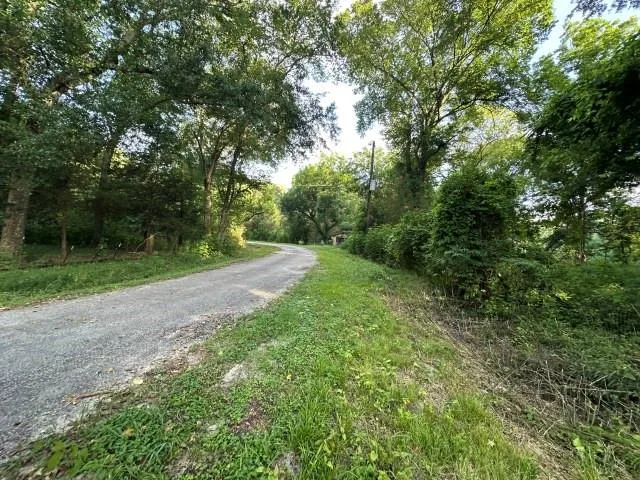 48 Tejas Drive Huntsville, TX 77320
