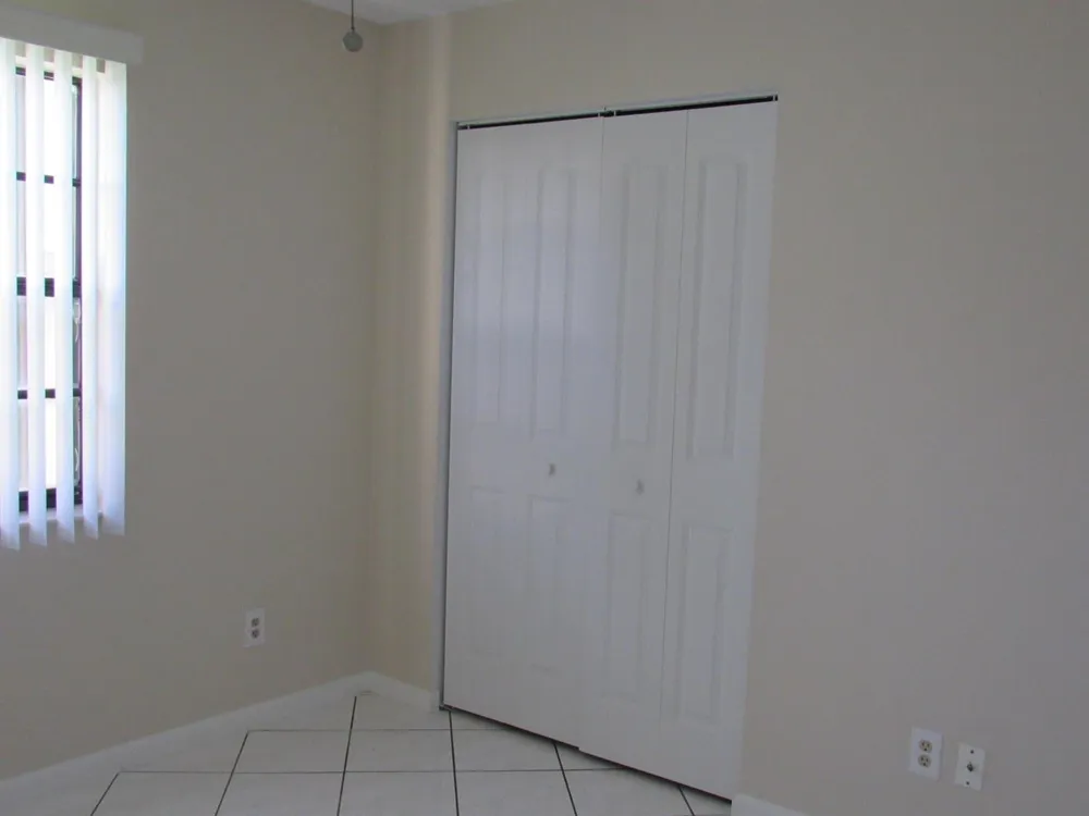1065 Manor Drive Palm Springs, FL 33461