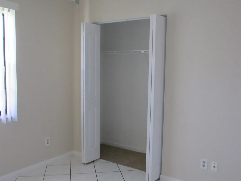 1065 Manor Drive Palm Springs, FL 33461