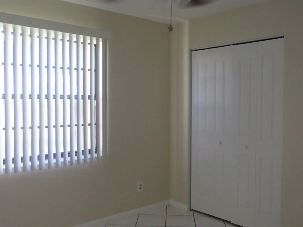 1065 Manor Drive Palm Springs, FL 33461