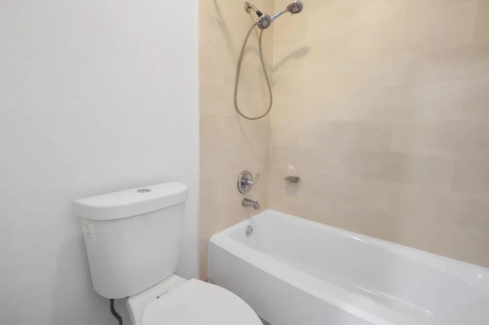 5070 Elmhurst Road #F West Palm Beach, FL 33417