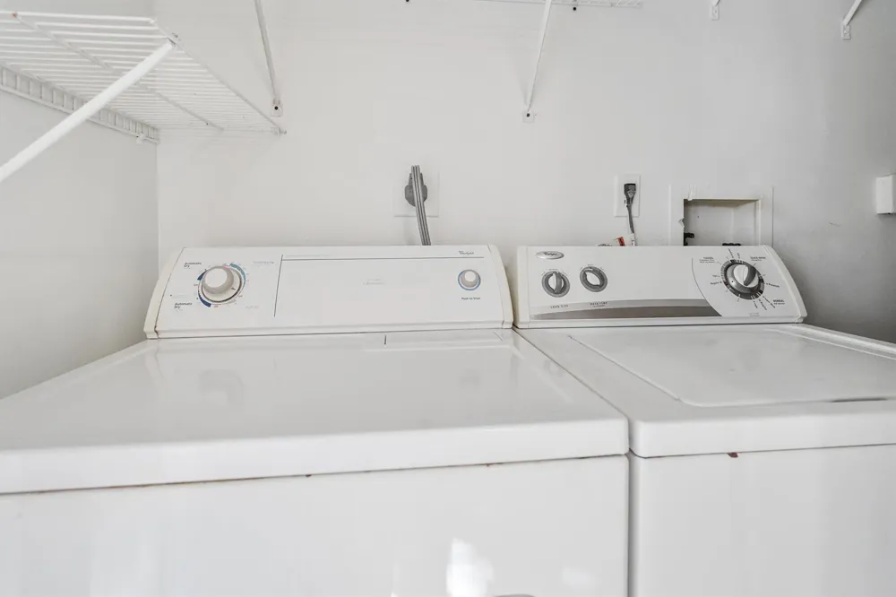 5070 Elmhurst Road #F West Palm Beach, FL 33417