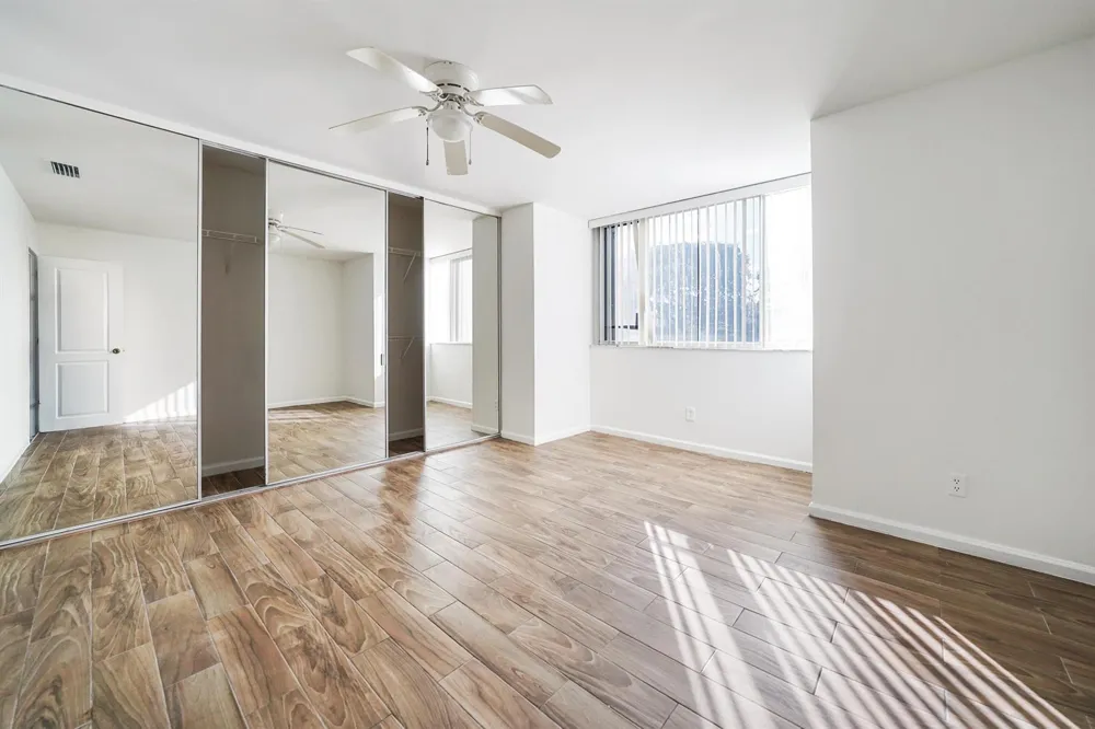 5070 Elmhurst Road #F West Palm Beach, FL 33417