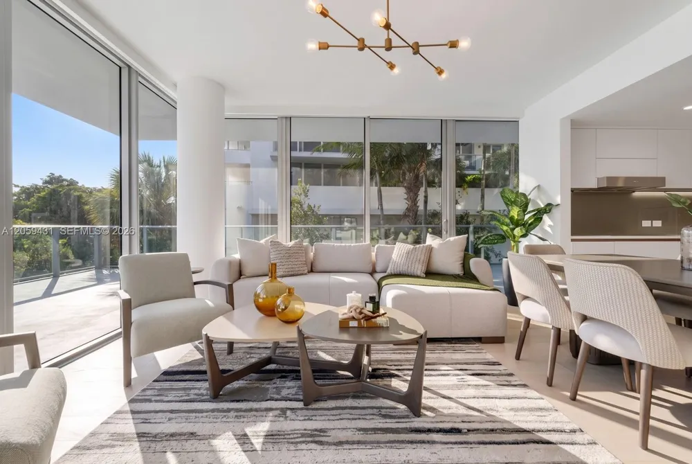 9221 E Bay Harbor Drive #212 Bay Harbor Islands, FL 33154