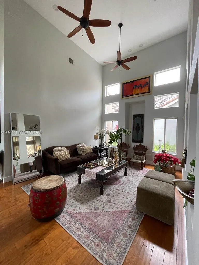 10157 NW 4th St #1 Plantation, FL 33324