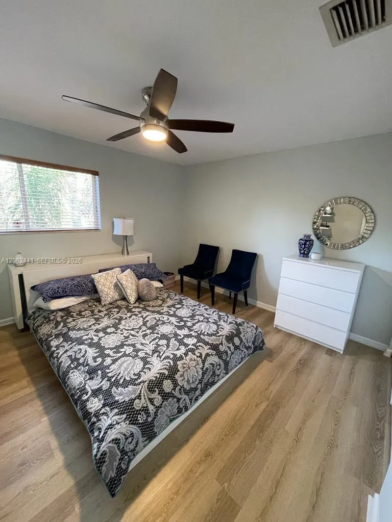10157 NW 4th St #1 Plantation, FL 33324