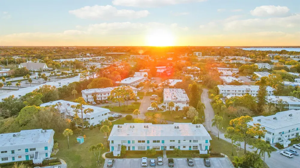 2929 SE OCEAN BOULEVARD #112-2 Stuart, FL 34996