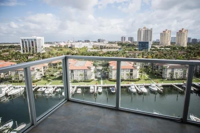 3029 NE 188th Street #914 Aventura, FL 33180