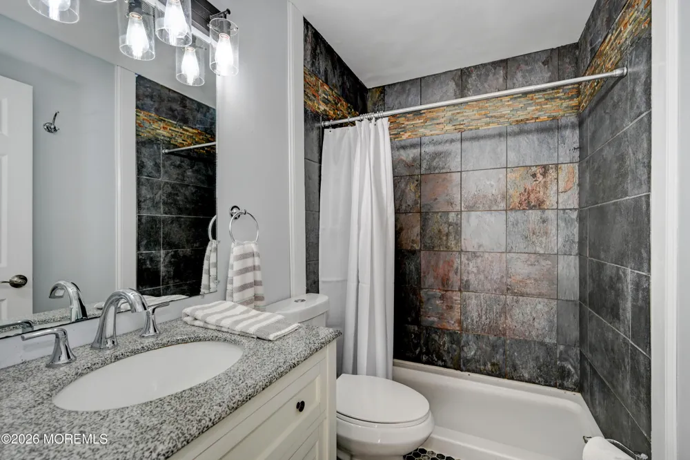3 Lucille Court Little Egg Harbor, NJ 08087