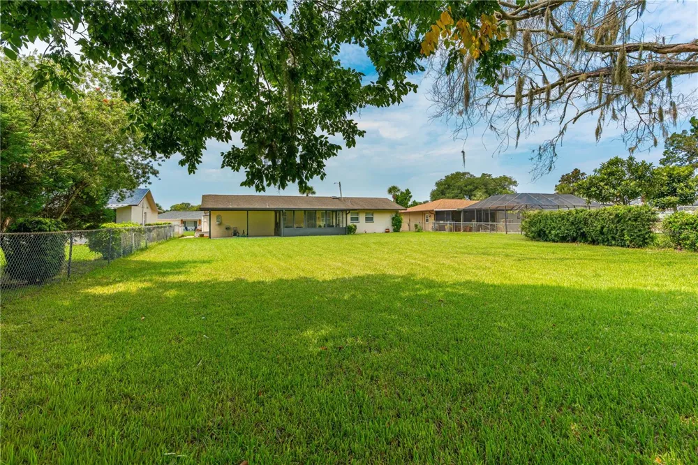 2955 CARRIAGE DRIVE South Daytona, FL 32119